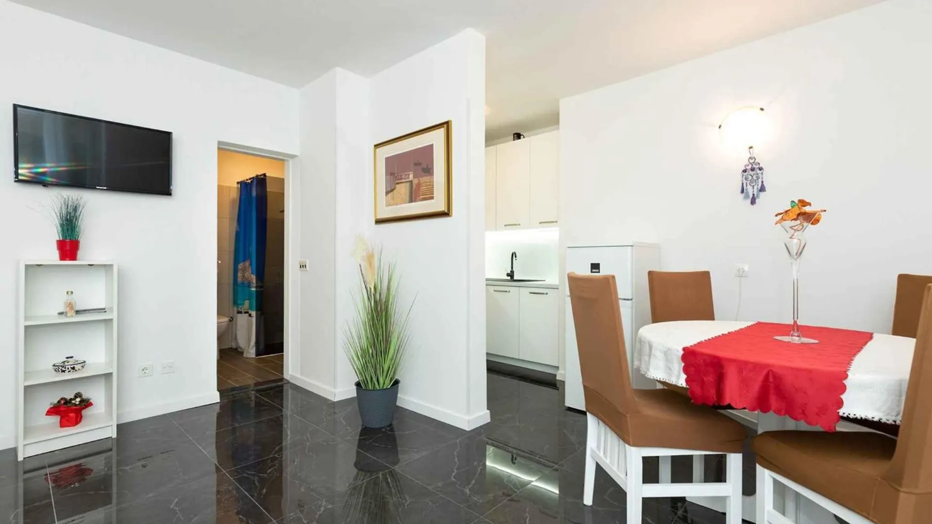Apartments In Baska - Insel Krk 40243  Baška